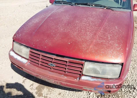 1996 Chevrolet Corsica z USA, uszkodzony, nr VIN 1G1LD5547TY260274